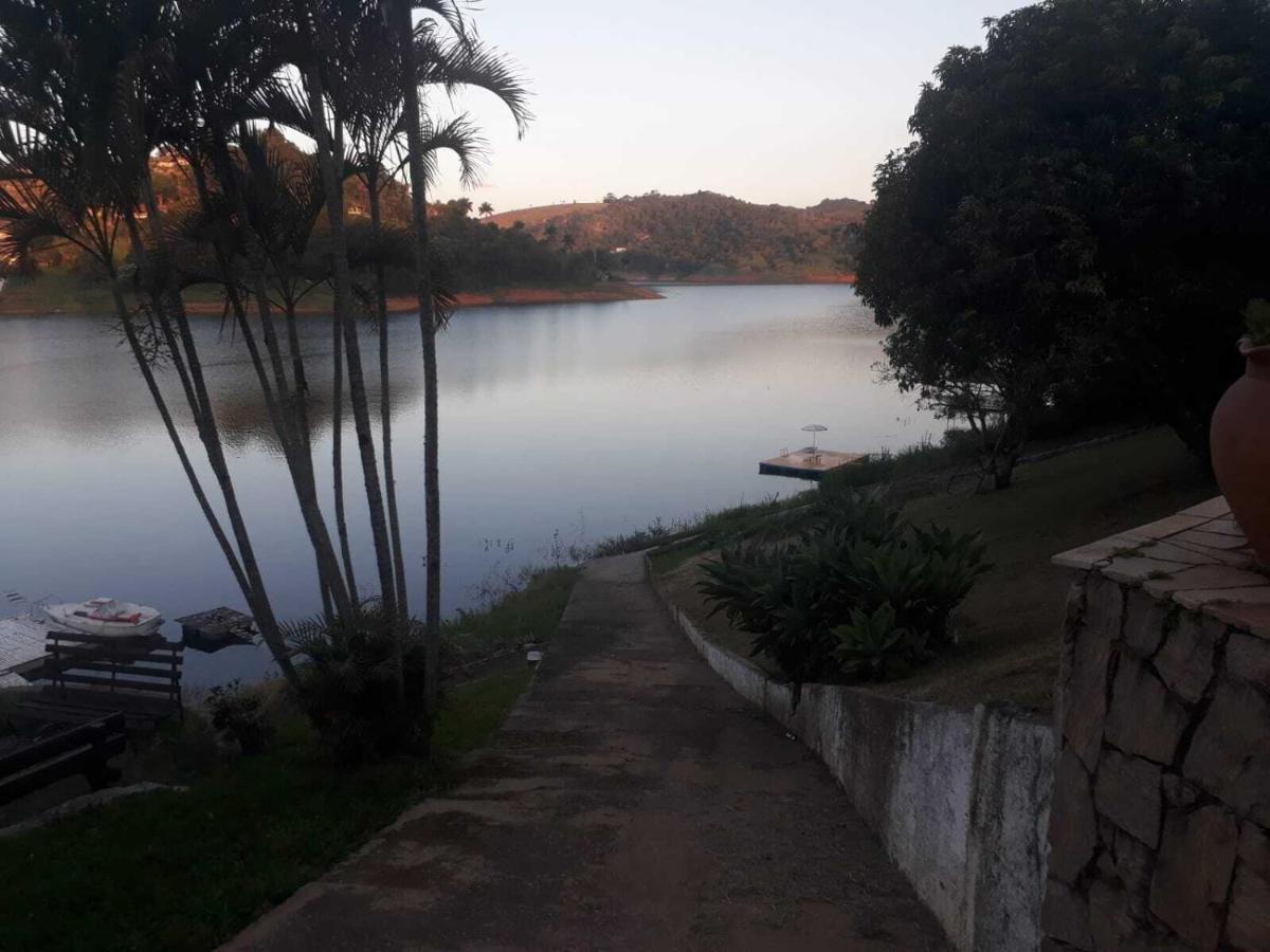 Maravilhoso Sitio Na Beira Da Represa Villa Igarata Luaran gambar